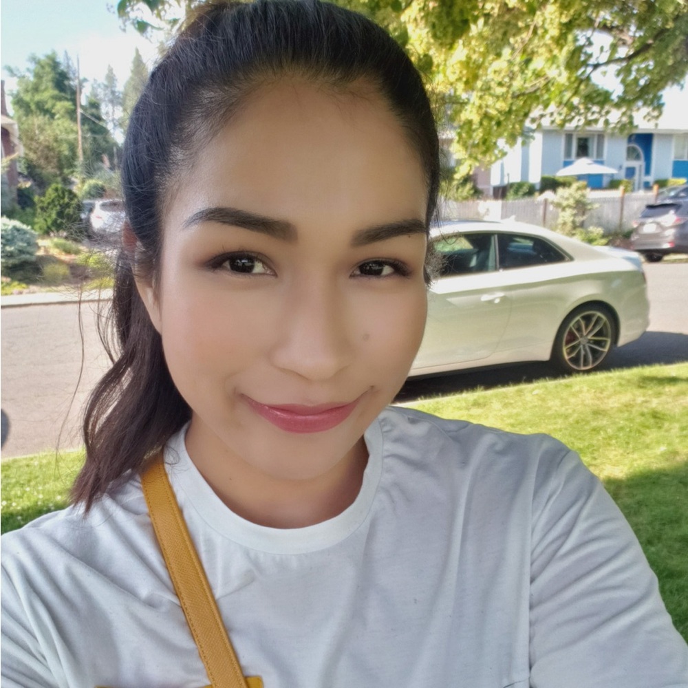 Meet your Posher, Nidia